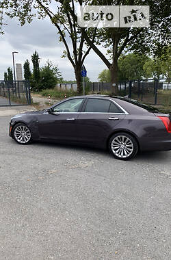 Седан Cadillac CTS 2013 в Киеве