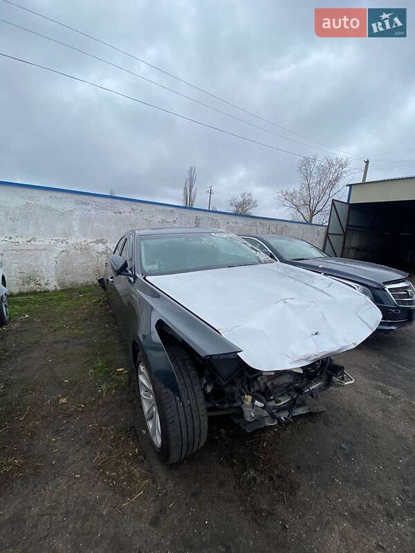 Седан Cadillac CTS 2013 в Новому Бузі