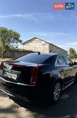 Седан Cadillac CTS 2012 в Львові