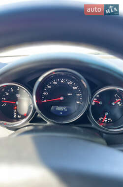 Седан Cadillac CTS 2012 в Львові