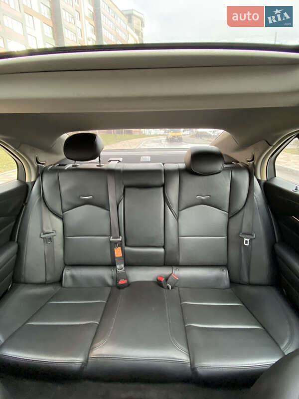 Седан Cadillac CTS 2015 в Тернополе