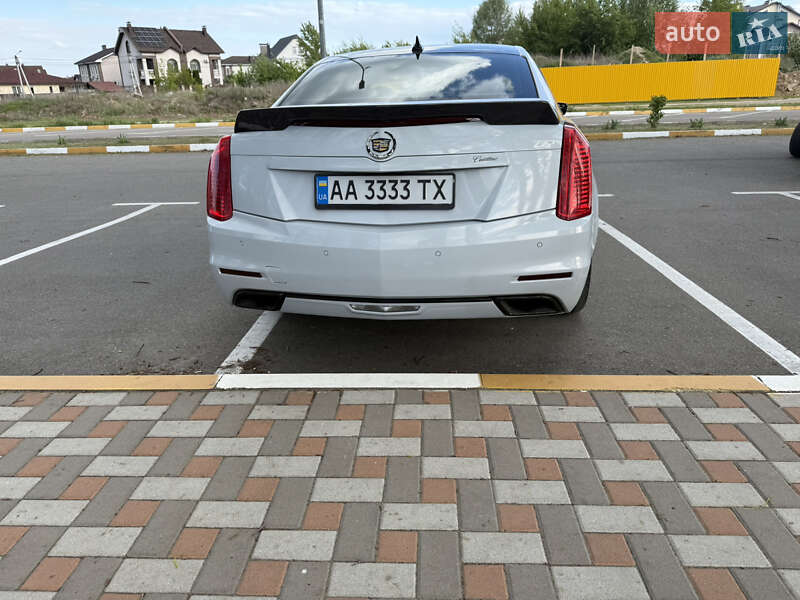 Седан Cadillac CTS 2013 в Києві