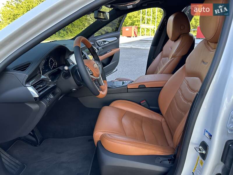 Седан Cadillac CTS 2016 в Дніпрі