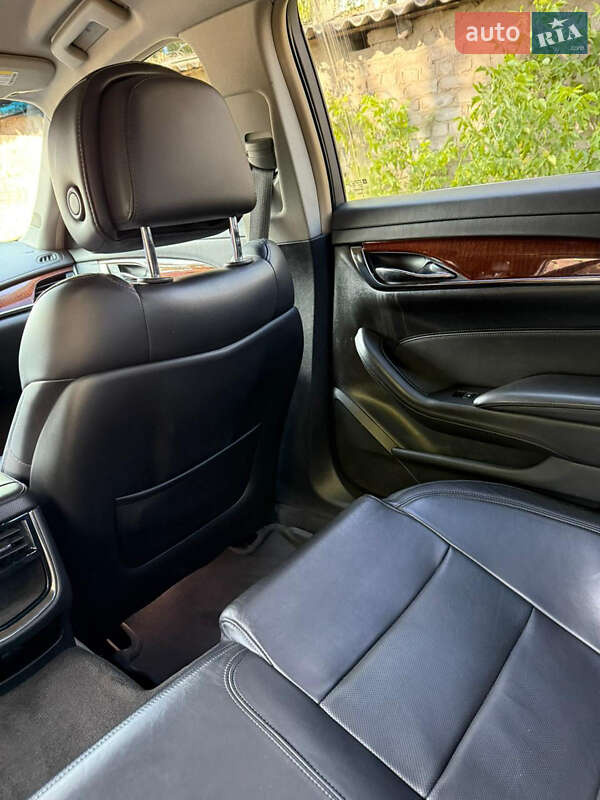 Седан Cadillac CTS 2014 в Кривом Роге