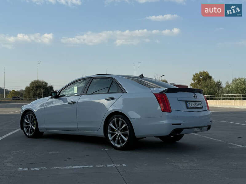 Седан Cadillac CTS 2013 в Киеве