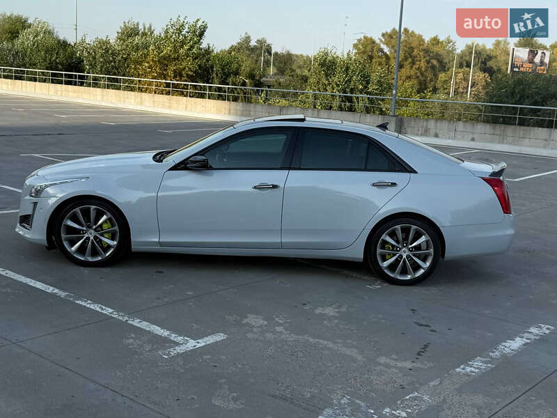 Седан Cadillac CTS 2013 в Киеве