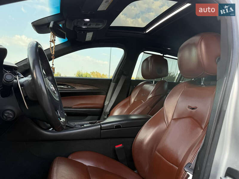 Седан Cadillac CTS 2013 в Киеве