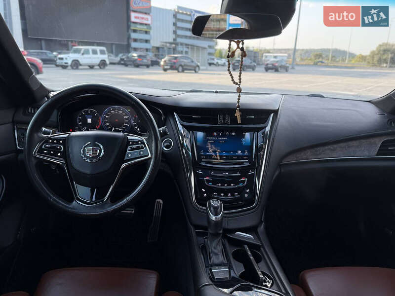 Седан Cadillac CTS 2013 в Киеве