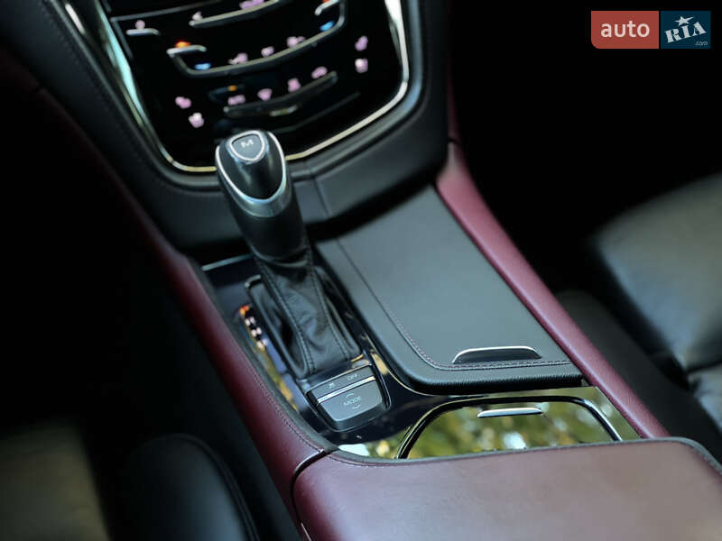 Седан Cadillac CTS 2013 в Одессе