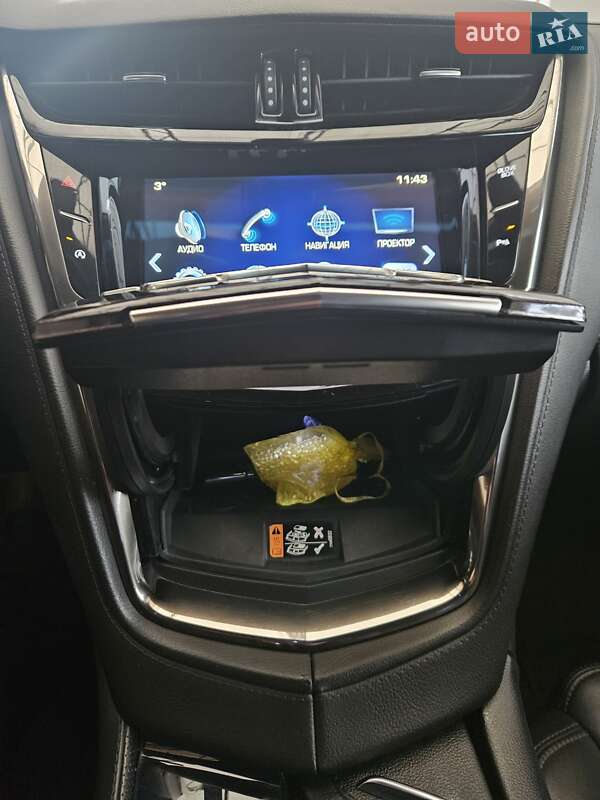 Седан Cadillac CTS 2016 в Киеве