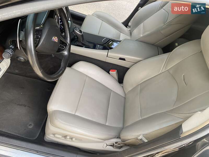 Седан Cadillac CTS 2015 в Рівному