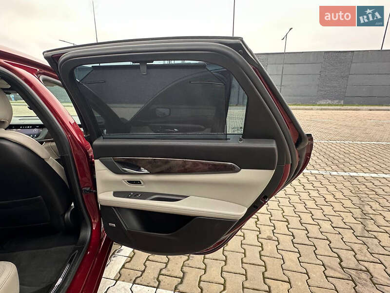 Седан Cadillac CTS 2017 в Ивано-Франковске