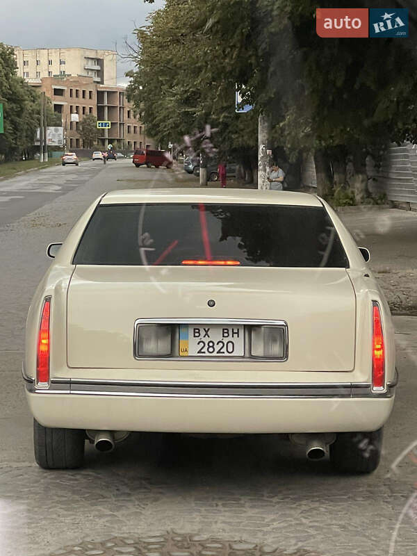 Седан Cadillac DE Ville 1996 в Каменец-Подольском