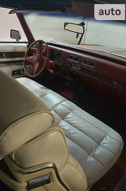 Кабриолет Cadillac Eldorado 1976 в 