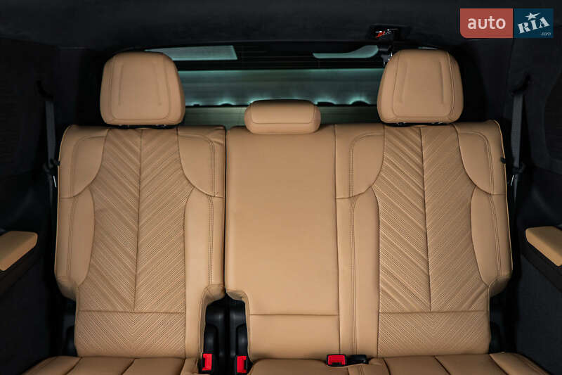 Внедорожник / Кроссовер Cadillac Escalade IQ 2025 в Киеве