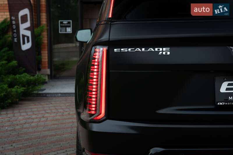 Внедорожник / Кроссовер Cadillac Escalade IQ 2025 в Киеве
