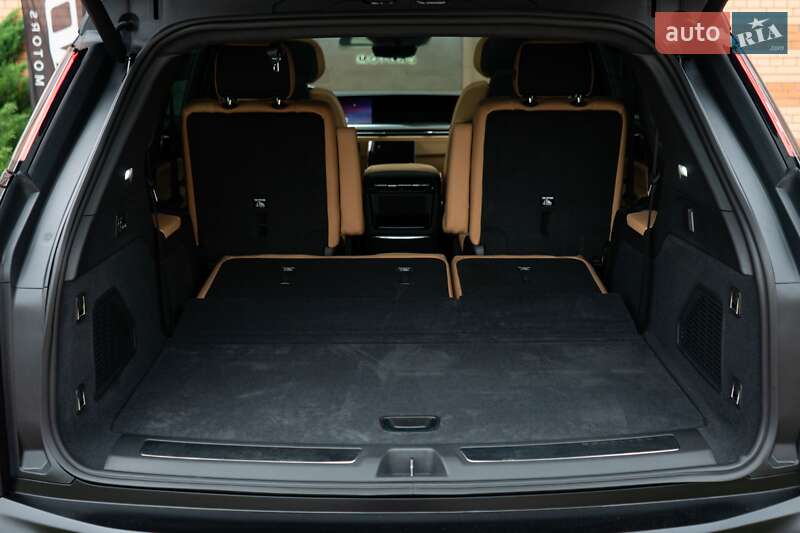 Внедорожник / Кроссовер Cadillac Escalade IQ 2025 в Киеве