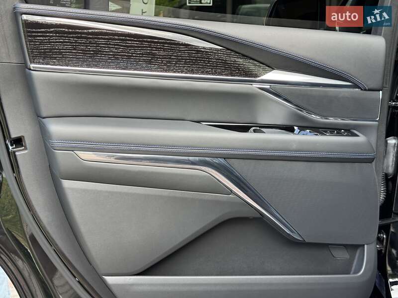 Внедорожник / Кроссовер Cadillac Escalade IQ 2025 в Киеве