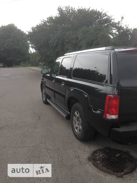 Внедорожник / Кроссовер Cadillac Escalade 2003 в Ровно