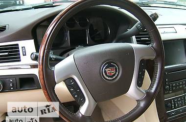 Внедорожник / Кроссовер Cadillac Escalade 2007 в 