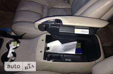 Внедорожник / Кроссовер Cadillac Escalade 2000 в 