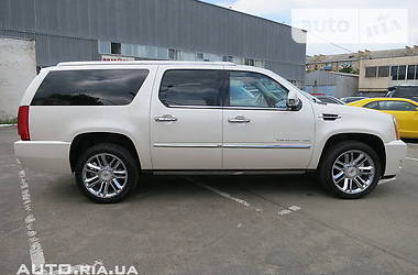 Внедорожник / Кроссовер Cadillac Escalade 2009 в 