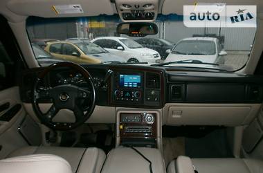 Внедорожник / Кроссовер Cadillac Escalade 2006 в 