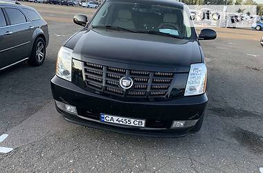 Универсал Cadillac Escalade 2008 в Черкассах