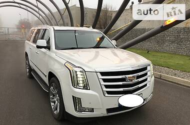 Внедорожник / Кроссовер Cadillac Escalade 2017 в Днепре