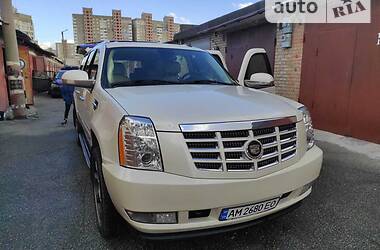 Внедорожник / Кроссовер Cadillac Escalade 2007 в Киеве