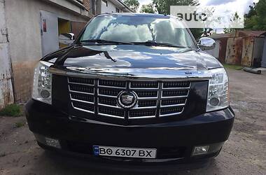 Внедорожник / Кроссовер Cadillac Escalade 2010 в Черновцах