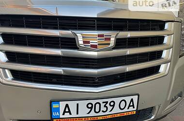 Внедорожник / Кроссовер Cadillac Escalade 2016 в Киеве