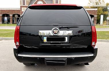 Внедорожник / Кроссовер Cadillac Escalade 2007 в Киеве