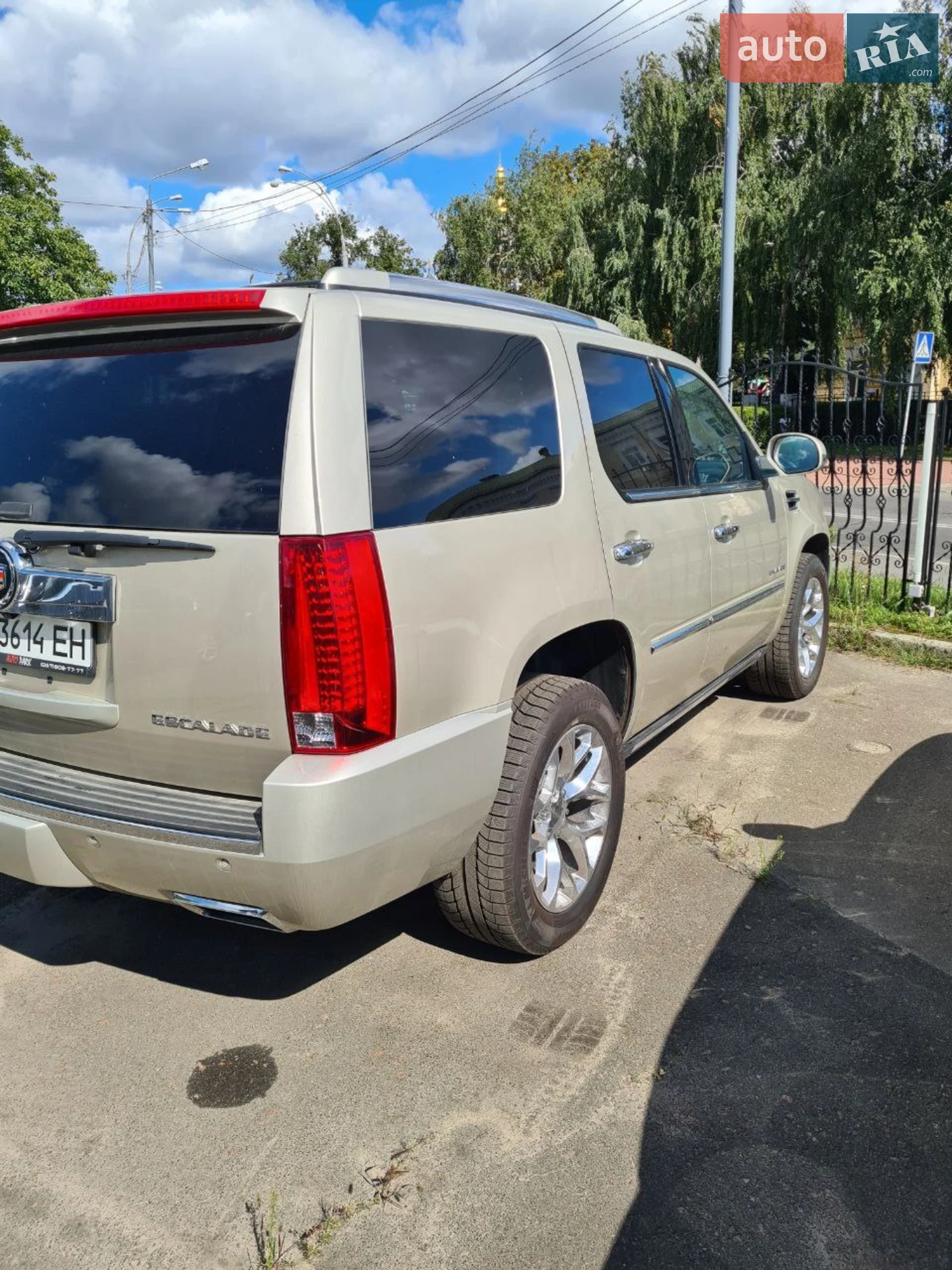 2013 Cadillac Escalade - мініатюра 14