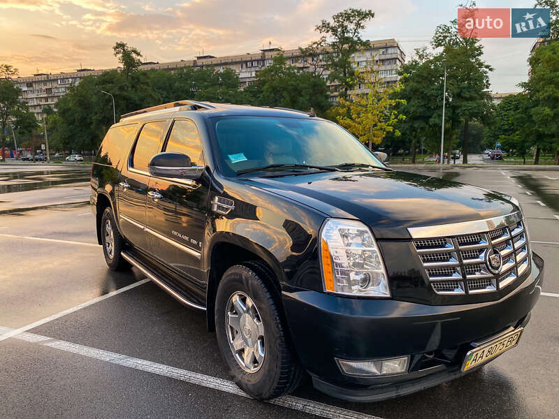 Внедорожник / Кроссовер Cadillac Escalade 2007 в Киеве