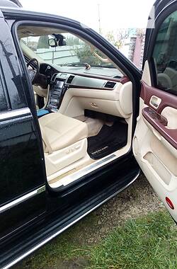 Позашляховик / Кросовер Cadillac Escalade 2007 в Івано-Франківську