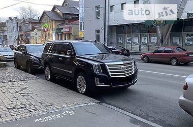 Внедорожник / Кроссовер Cadillac Escalade 2016 в Виннице
