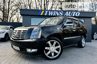 Позашляховик / Кросовер Cadillac Escalade 2010 в Одесі