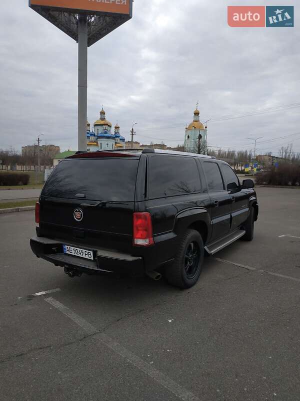 Внедорожник / Кроссовер Cadillac Escalade 2005 в Кривом Роге фото 9 Внедорожник / Кроссовер Cadillac Escalade 2005 в Кривом Роге