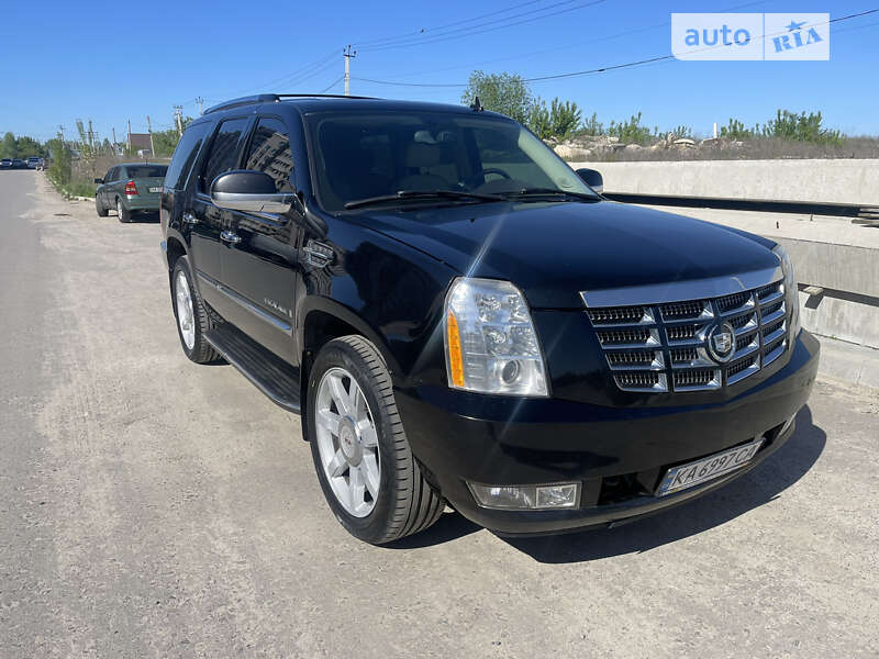 Внедорожник / Кроссовер Cadillac Escalade 2008 в Запорожье фото 2 Внедорожник / Кроссовер Cadillac Escalade 2008 в Запорожье