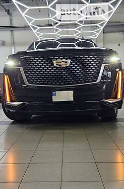 Внедорожник / Кроссовер Cadillac Escalade 2021 в Киеве