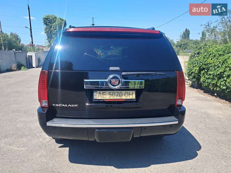 Позашляховик / Кросовер Cadillac Escalade 2006 в Дніпрі