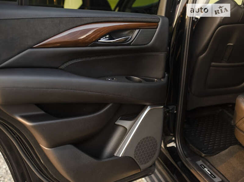 Позашляховик / Кросовер Cadillac Escalade 2019 в Івано-Франківську фото 22 Позашляховик / Кросовер Cadillac Escalade 2019 в Івано-Франківську