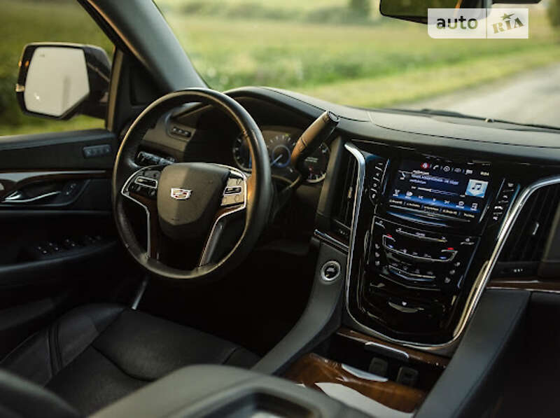 Позашляховик / Кросовер Cadillac Escalade 2019 в Івано-Франківську фото 25 Позашляховик / Кросовер Cadillac Escalade 2019 в Івано-Франківську