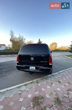 Внедорожник / Кроссовер Cadillac Escalade 2004 в Южноукраинске