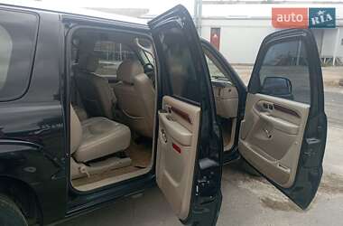 Внедорожник / Кроссовер Cadillac Escalade 2006 в 