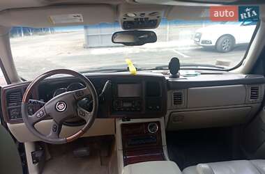 Внедорожник / Кроссовер Cadillac Escalade 2006 в 