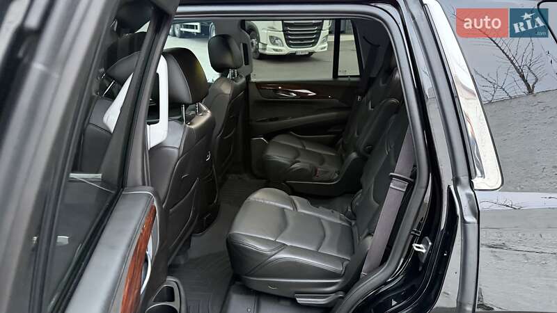 Внедорожник / Кроссовер Cadillac Escalade 2014 в Петропавловской Борщаговке фото 15 Внедорожник / Кроссовер Cadillac Escalade 2014 в Петропавловской Борщаговке