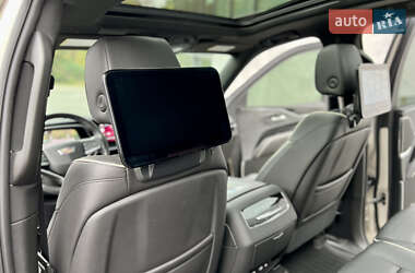 Внедорожник / Кроссовер Cadillac Escalade 2020 в 