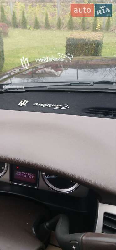 Внедорожник / Кроссовер Cadillac Escalade 2011 в Косове